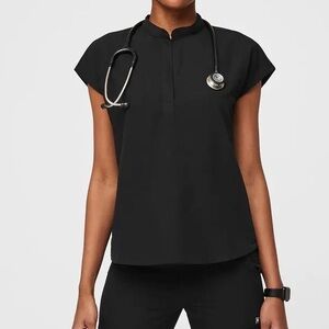 Figs Scrub Top